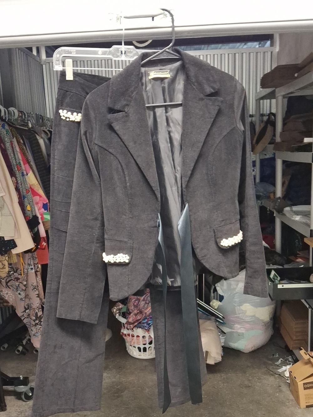 Pearl-Accent Charcoal Black Pant Suit